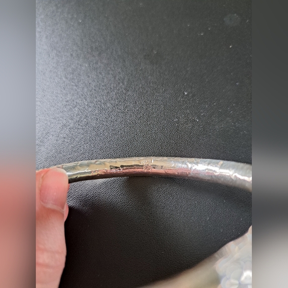 "House of Bangles" Mexico Sterling Silver Hand Crafted Hammered Bangle Bracelet - Picture 8 of 12
